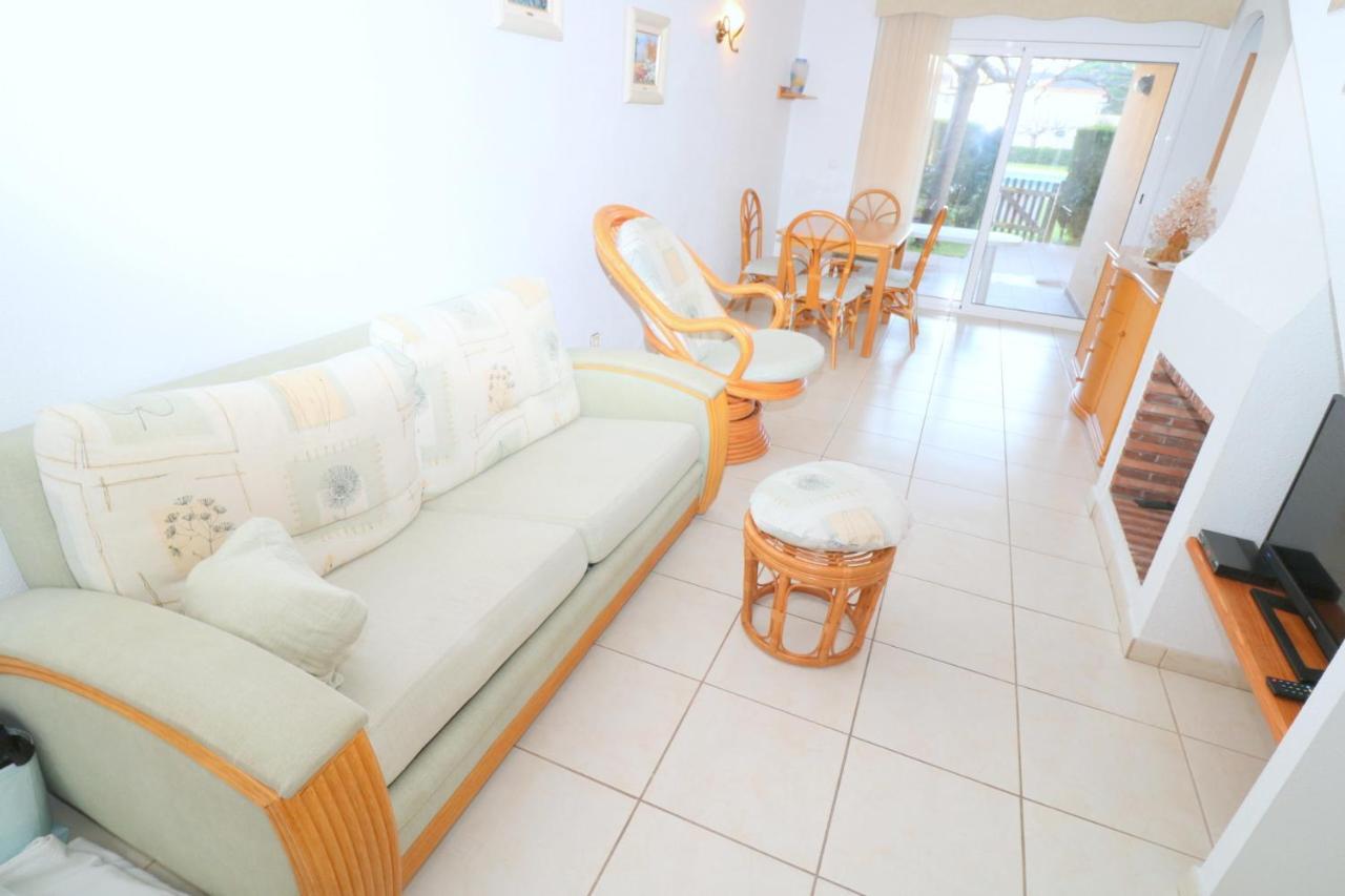 Villa Port Estrella 24 Rosas Exterior foto