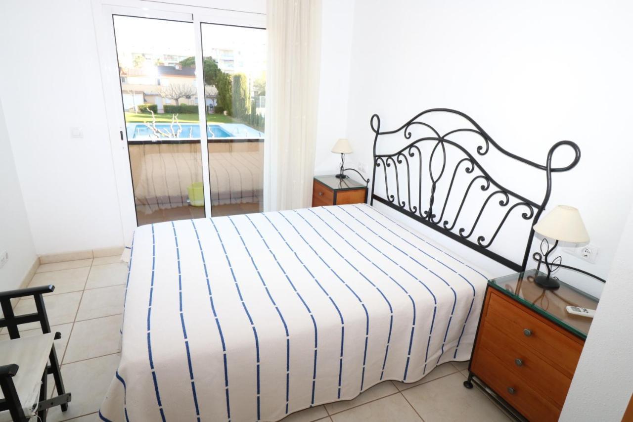 Villa Port Estrella 24 Rosas Exterior foto